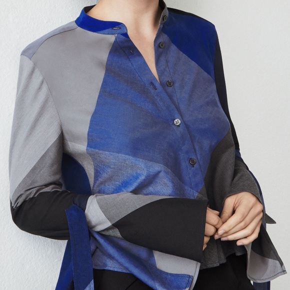 NWT BCBGMaxAzria "MARRISA" Blue Colorblock Top - Picture 3 of 4